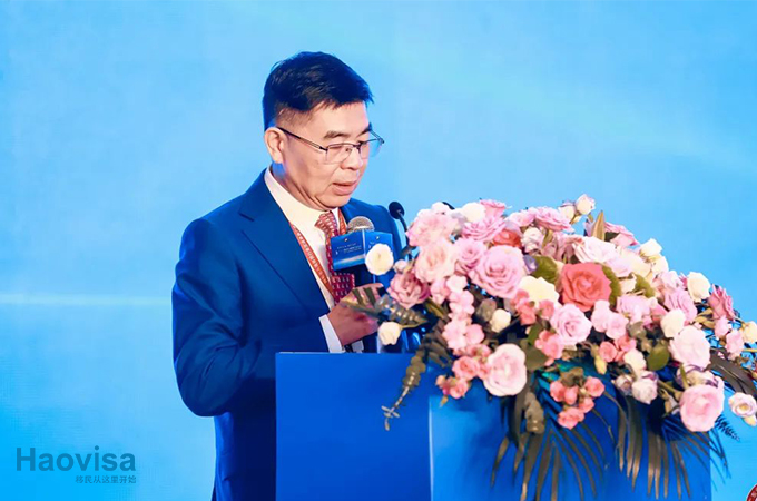 谢会长.jpg